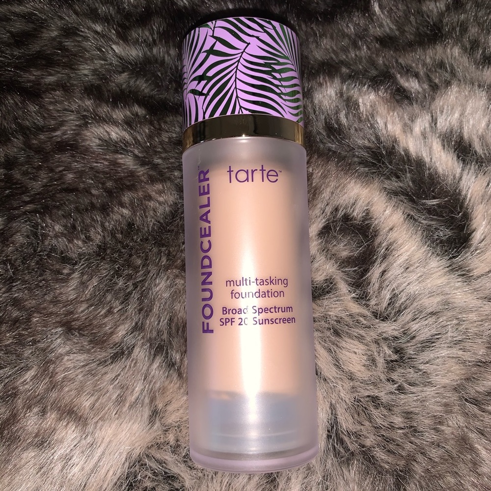 Tarte Foundcealer
